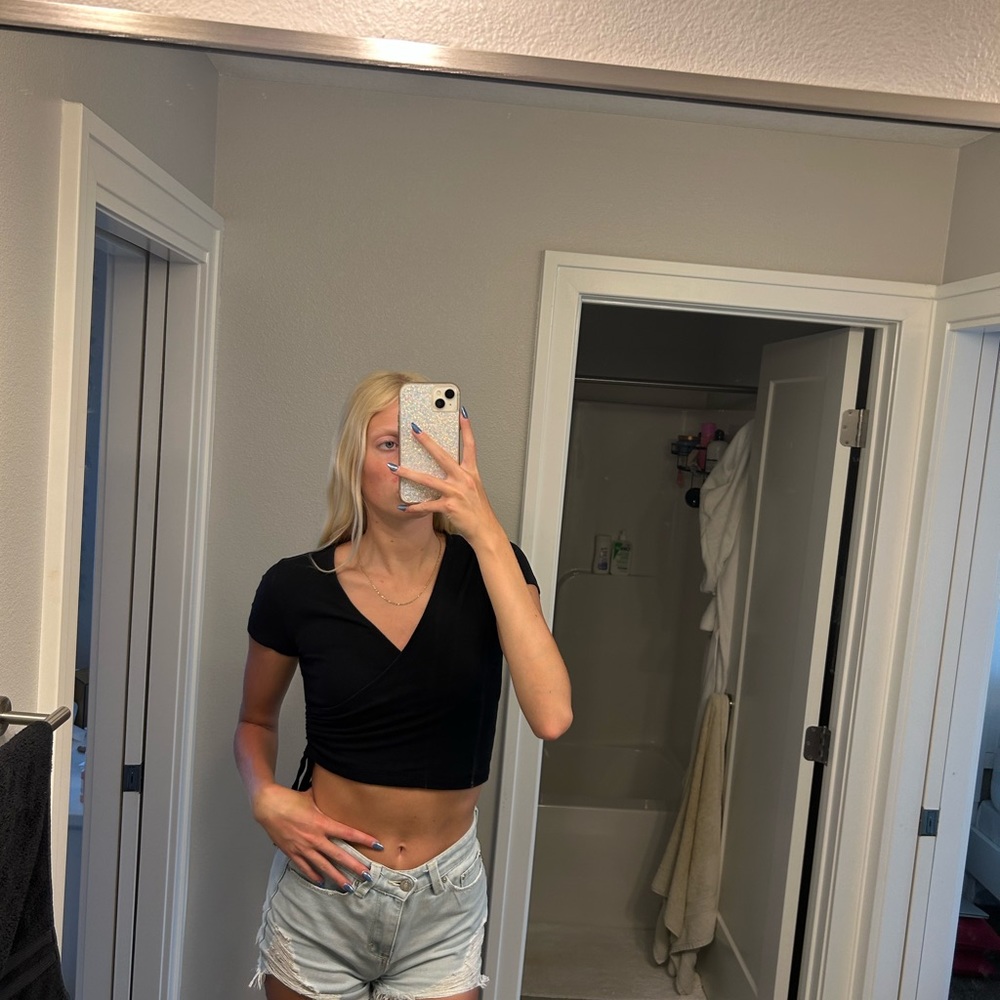 Forever 21 black top